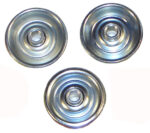 DESCRIPTIF : Galets Ø 48 mm en acier zingué - Alesage pour passage d'axe Ø 8,1 mm. Longueur hors tout de 24 mm, bande de roulement de 15 mm. Roulements de manutention à faible inertie à la rotation équipés de billes acier. Poids : 66 g Capacité unitaire : 30 kg Utilisation de -20 à 80°C Sur demande : fourniture d'entretoises PVC et d'axes pour la réalisation de "brochettes". FICHE TECHNIQUE : Galets aciers D48