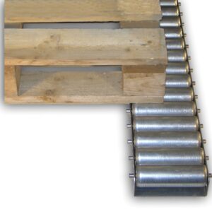 DESCRIPTIF : Longerons en tôle galva ou inox de 25/10 forme "U" ou "Oméga". Longueur maxi : 3000 mm. Perçages au pas de 33 - 50 - 72 mm pour la fixation des rouleaux. Perçages prévus pour la fixation au sol / la mise en place. Autres dimensions sur demande. Possibilité de butées, plages de dépose, guides de dépose. FICHE TECHNIQUE : Rails à rouleaux